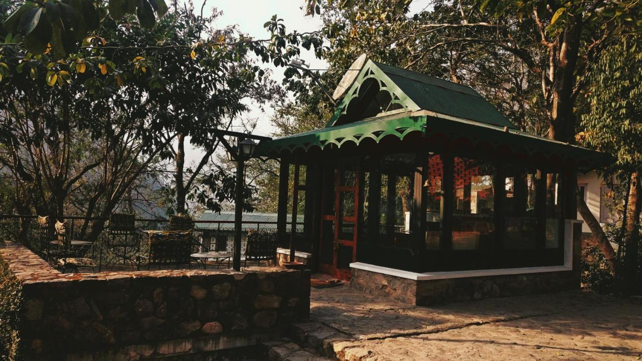 Neemrana'S Glasshouse On The Ganges Rishīkesh Extérieur photo